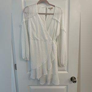 Gianni Bini white tie waist dress